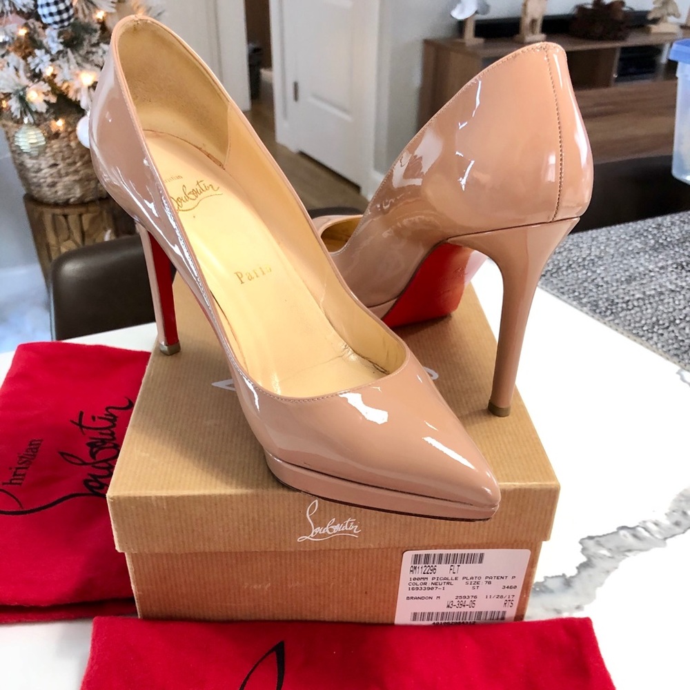 Christian Louboutin Pigalle Plato 100mm sz 37 Nude